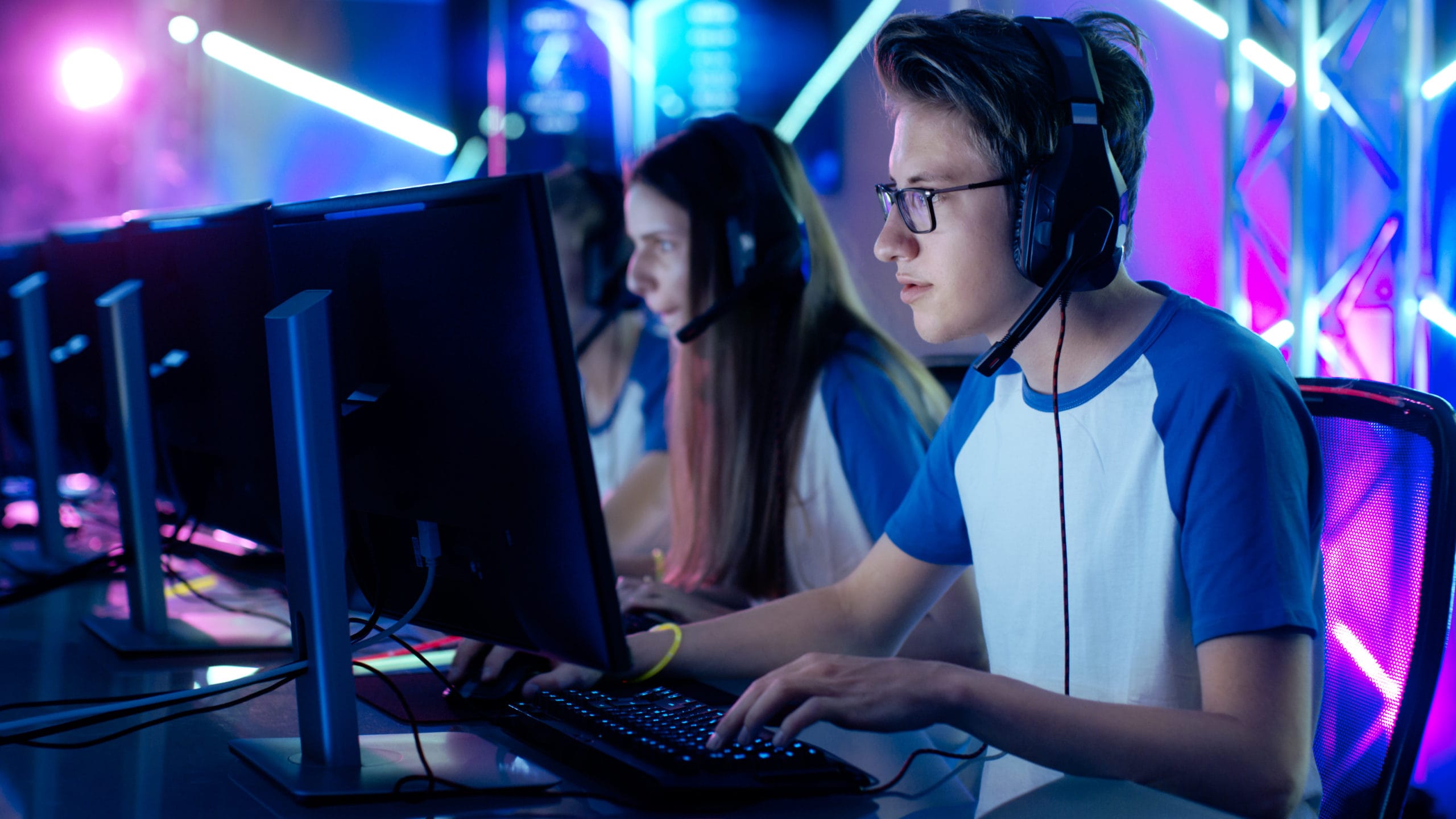 O que são eSports e porque ganharam tanto espaço? - GoGamers - O lado  acadêmico e business do mercado de games