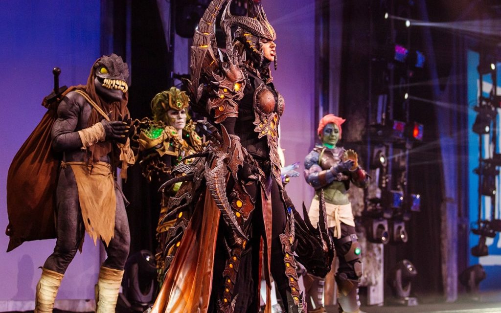 Cosplayers presentes na Blizzcon, um dos principais eventos de games do mercado