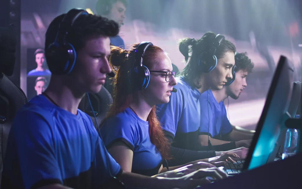 pro-players em campeonato de e-sports